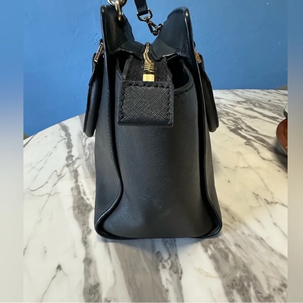 Michael Kors Women’s Selma Saffiano Leather Medium Satchel